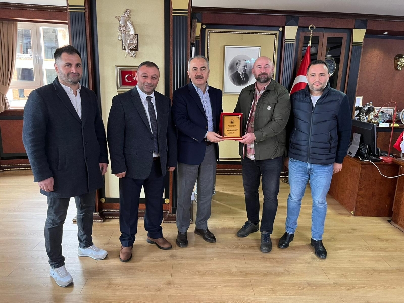 Başkan Hamza Belediye Başkanı Rahmi Metin’e Teşekkür Ziyareti 