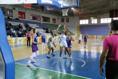 Rize Belediyespor Kadın Basketbol Takımı Evinde Mağlup Oldu 